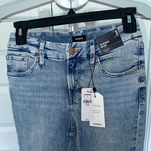 Express Women's Light Blue Flex Jeans NWT - Picture 4 of 10